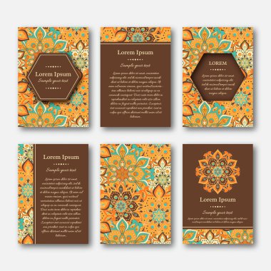 Ayarla kartları, el ilanı, broşür, şablonları ile çizilmiş mandala desen ver. Vintage oryantal tarzı. Hindistan, Asya, Arap, İslam, Osmanlı motif. Vektör çizim.