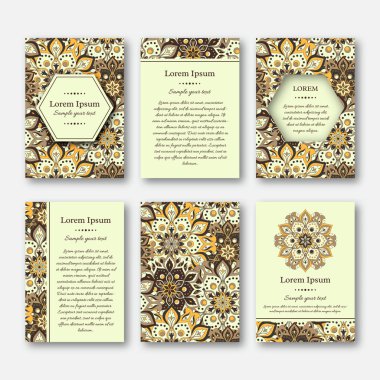 Ayarla kartları, el ilanı, broşür, şablonları ile çizilmiş mandala desen ver. Vintage oryantal tarzı. Hindistan, Asya, Arap, İslam, Osmanlı motif. Vektör çizim.