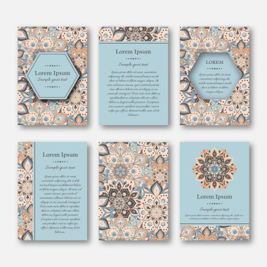 Ayarla kartları, el ilanı, broşür, şablonları ile çizilmiş mandala desen ver. Vintage oryantal tarzı. Hindistan, Asya, Arap, İslam, Osmanlı motif. Vektör çizim.