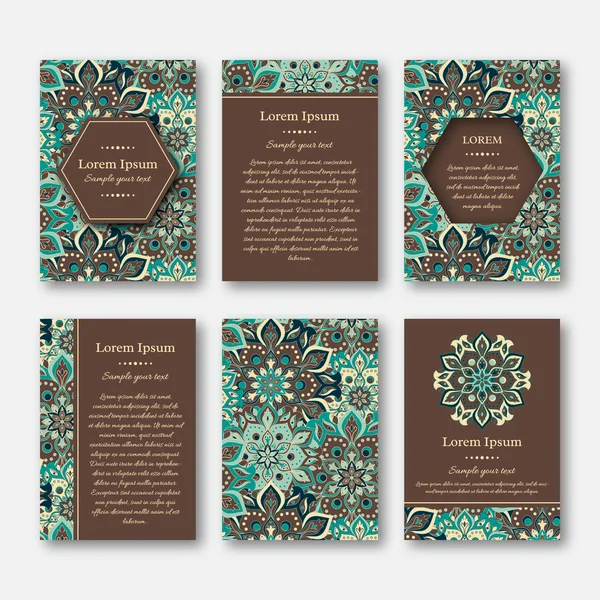 Ayarla kartları, el ilanı, broşür, şablonları ile çizilmiş mandala desen ver. Vintage oryantal tarzı. Hindistan, Asya, Arap, İslam, Osmanlı motif. Vektör çizim.
