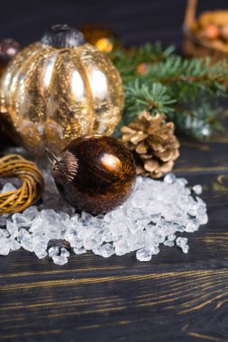 Noel ağacı ve Noel dekorasyonu için el yapımı cam ağır topları