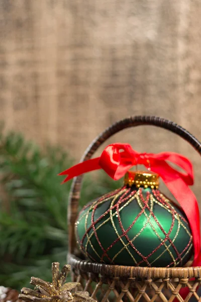 Yapımı Yeşil Ngilizce Süsleme Top Noel Ağacı Noel Dekorasyon — Stok fotoğraf