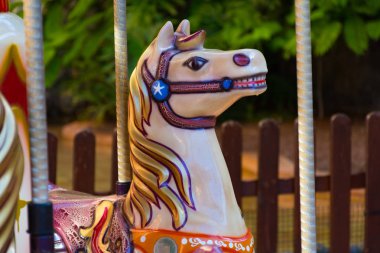 Vintage atlıkarınca ATI