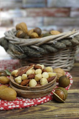 Kavrulmuş tuzlu fındık mix, macadamia, walnotes ve badem ve unshelled fındık snack