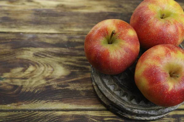 Manzanas jonagold frescas — Foto de Stock