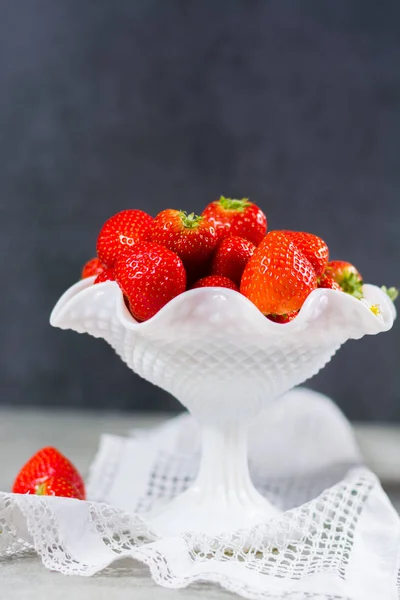 Fresh Ripe Strawberry Red Strawberry Blossom Strawberry Juice Loosely Laid — Stock Photo, Image