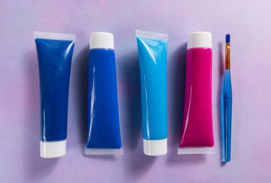 Mavi, çivit, kobalt, pembe renkler - ev interieur tasarım conce