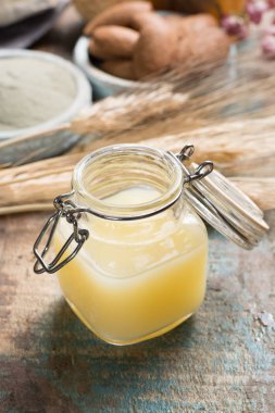 Doğa kozmetik, temel yağlar ile el yapımı hazırlama ve bir