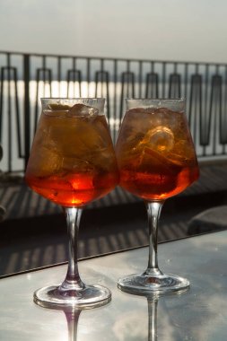 Garson Aperol sözlerinin yaz Aperol ile kokteyl hazır