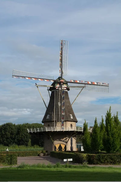 Paysage Avec Vieux Moulin Sauvage Hollandais Dans Brabant Septentrional — Photo