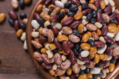 Çeşitli protein zengin renkli ham kuru fasulye