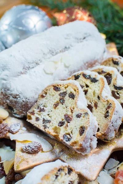 Pasas Navidad Alemanas Tradicionales Pastel Frutas Secas Con Azúcar Polvo —  Fotos de Stock