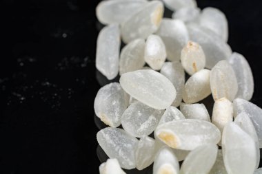 Makro koleksiyonu, beyaz Asyalı suşi pirinç yakın kadar siyah