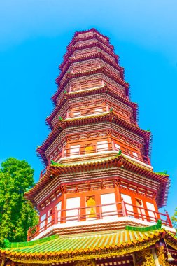 Guangzhou, Guangdong, Çin 'deki Liurong Tapınağı' ndan Pagoda.