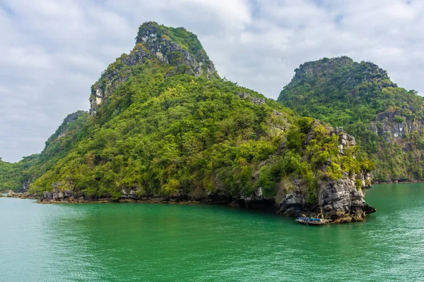 Vackert Landskap Long Bay Vietnam — Stockfoto