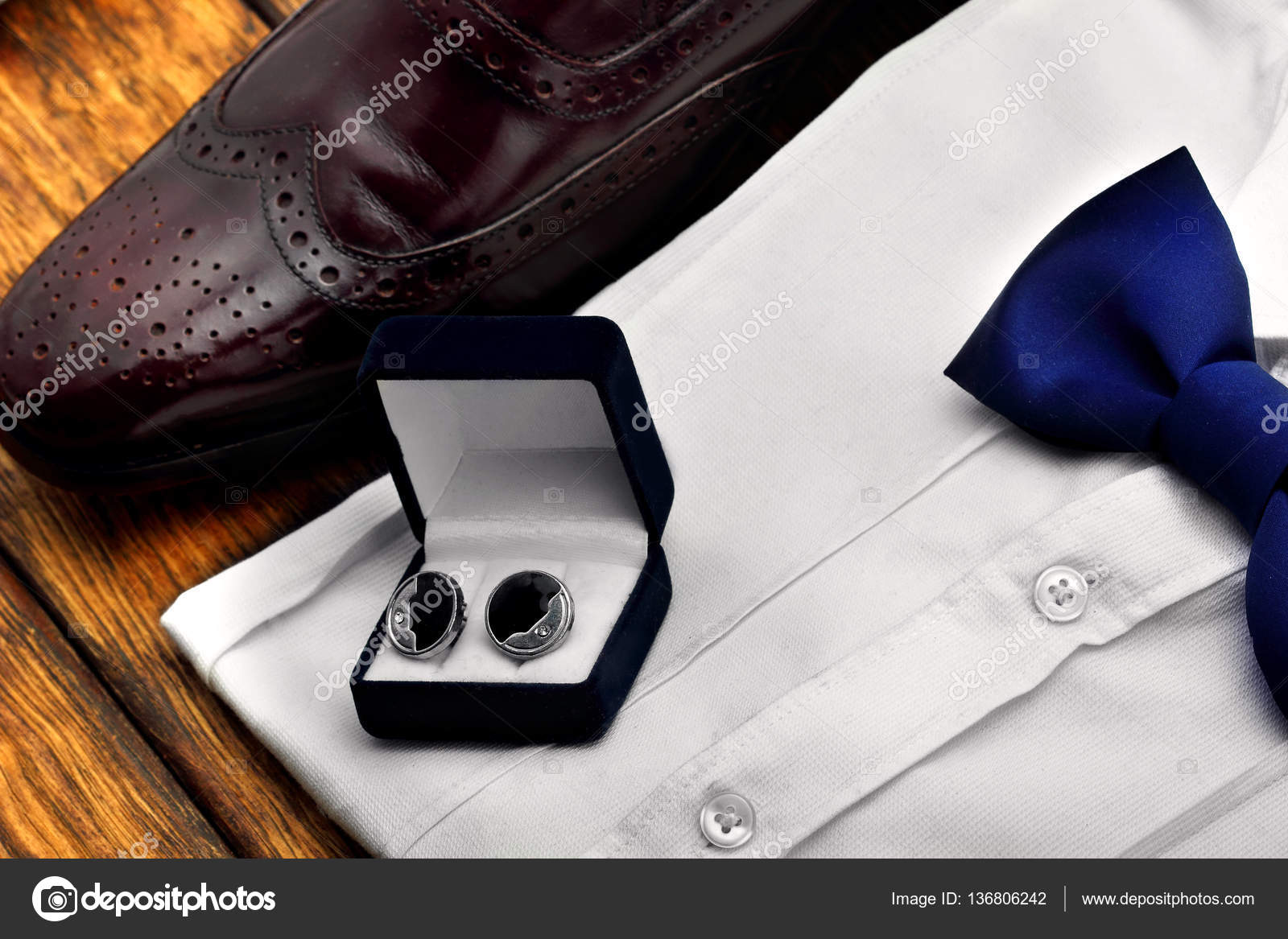blue box shoes