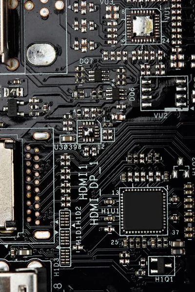 半导体集成的芯片微处理器上蓝色电路板的高科技产业和计算机 science.macro.concept 计算五金代表 — 图库照片