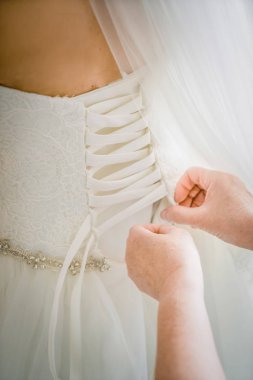 Gelin korse bağlama. 