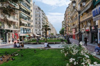 THESSALONIKI, GREECE - 25 Mayıs 2017: Selanik sokakları. Kentsel manzara, Selanik, Makedonya, Yunanistan