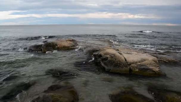 Paisaje Marino Costa Del Mar Negro Cerca Aldea Ravda Bulgaria — Vídeo de stock