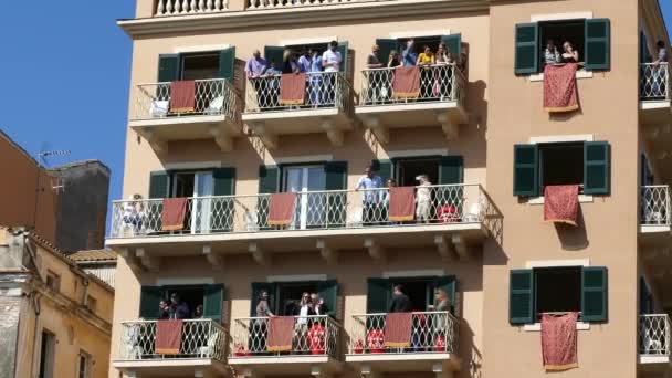 Corfu Yunanistan Nisan 2018 Corfians Kil Tencere Windows Balkon Kutsal — Stok video