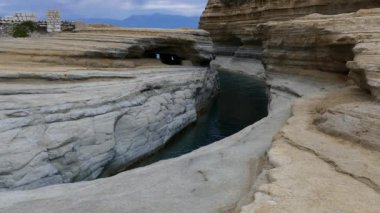 Aşk kanal, kanal d'amour Sidari içinde. Corfu Island, Yunanistan.