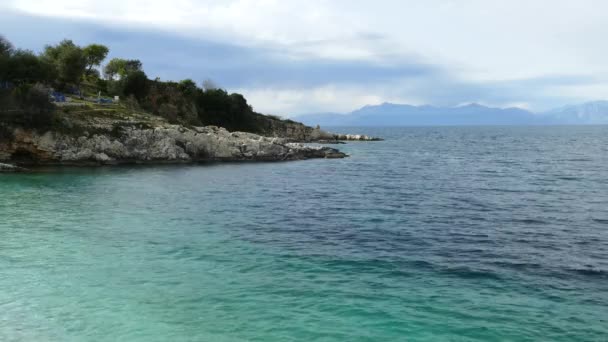 Modrá Laguna Beach Pobřeží Vesnici Kassiopi Ostrov Korfu Řecko Bataria — Stock video