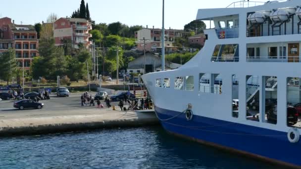 Corfu Greece Abril 2018 Ferry Boat Alkinoos Porto Marítimo Corfu — Vídeo de Stock