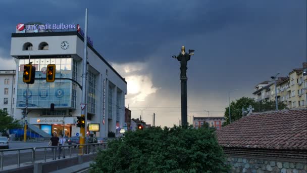 Sofia Bulgarien April 2018 Monument Saint Sofia Gudinnan Beskyddare Staden — Stockvideo