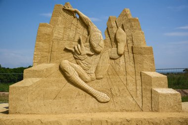 Burgaz, Bulgaristan - 19 Temmuz 2014: Burgaz kentinin Deniz Bahçesinde Kum Heykelleri Festivali 