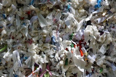 Meryem Ana Evi 'ndeki (Meryemana) dilek duvarı, İsa' nın annesinin son ikametgahı olduğuna inanılır..