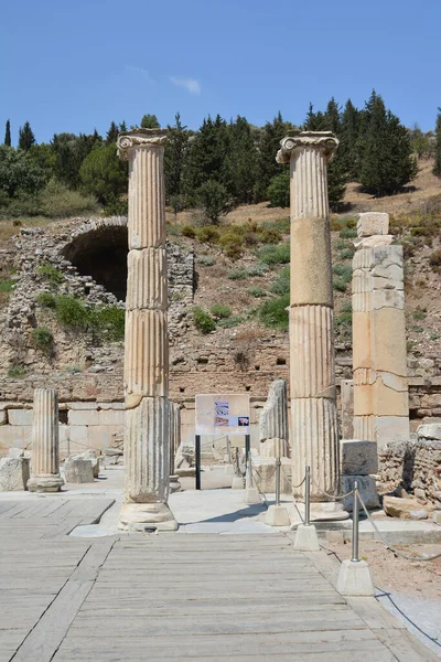 Las Ruinas Antigua Ciudad Éfeso Turquía Columnas Basílica Romana — Foto de Stock