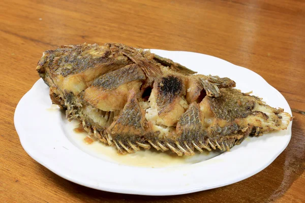 Peixe Tilápia Frita Profunda Pratos Carne Quente — Fotografia de Stock