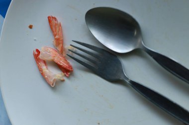 Deniz ürünleri geçmişi. Karidesler yakın çekim.