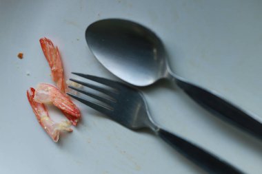 Deniz ürünleri geçmişi. Karidesler yakın çekim.