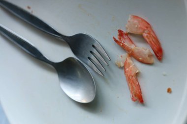 Deniz ürünleri geçmişi. Karidesler yakın çekim.