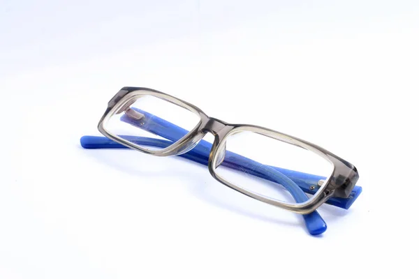 Niebieski okulary na białym tle. — Zdjęcie stockowe
