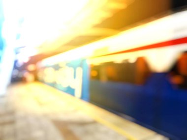Tren istasyonu bulanık arka plan