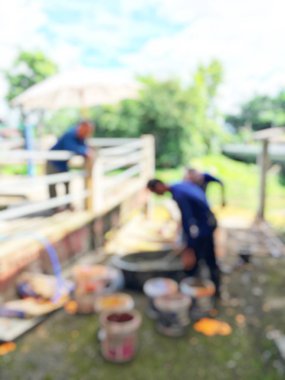 İnsanlarla olan soyut bulanık resim. Eski ton bulanık fotoğraf çekimi.