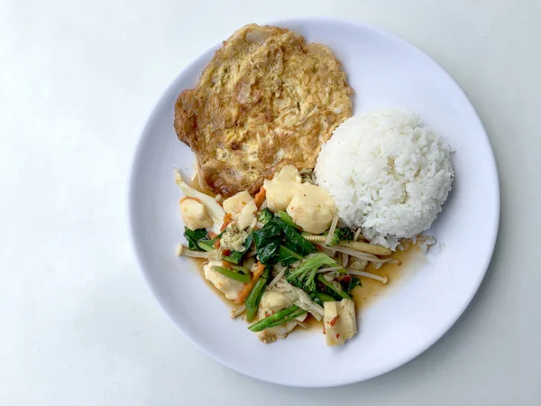 Remover Las Verduras Con Tofu Estilo Chino Con Salsa Salsa — Foto de Stock