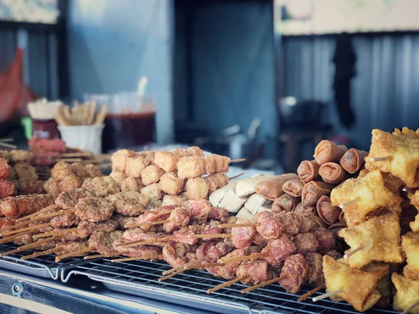 亚洲街头食品市场近景拍摄 — 图库照片