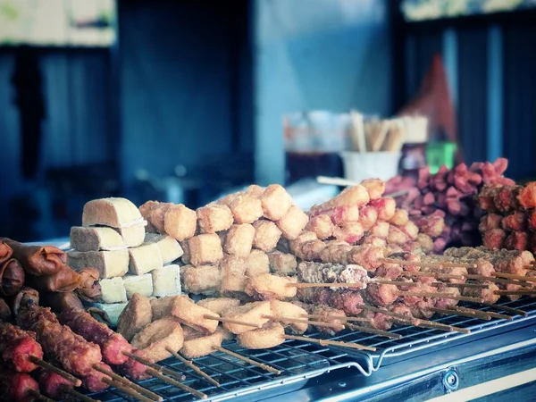亚洲街头食品市场近景拍摄 — 图库照片