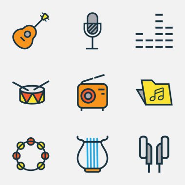 Multimedya renkli anahatlar küme. Amplifikatör, Mikser, dizeleri ve diğer öğeleri koleksiyonu. Ayrıca davul, tef, amplifikatör gibi simgeler içerir.