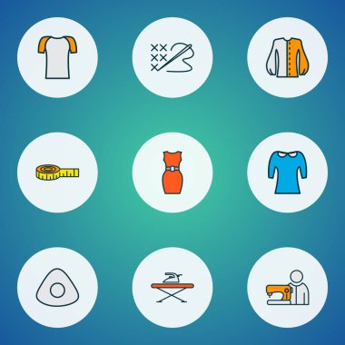 Ölçüm bandı, ütü masası, çapraz dikiş ve diğer gömlek unsurlarıyla tarz simgeleri ayarlandı. İzole vektör illüstrasyon biçimi simgeleri.