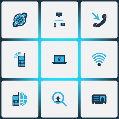 Telekomünikasyon simgeleri gelen arama, kadın kartı, 9 pin konnektörü ve diğer kablosuz bağlantı elemanlarıyla renklendirildi. İzole edilmiş illüstrasyon telekomünikasyon simgeleri.