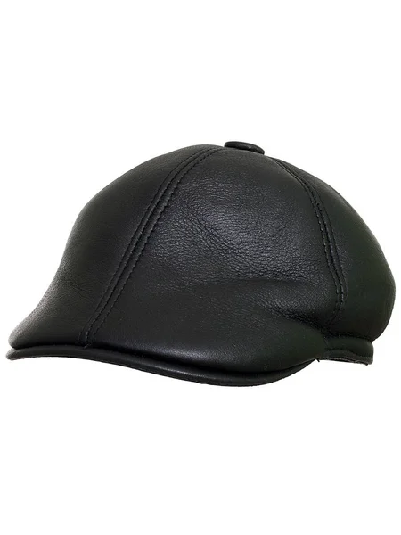 Boina de cuero negro sombrero de corona plana aislado sobre el fondo blanco —  Fotos de Stock
