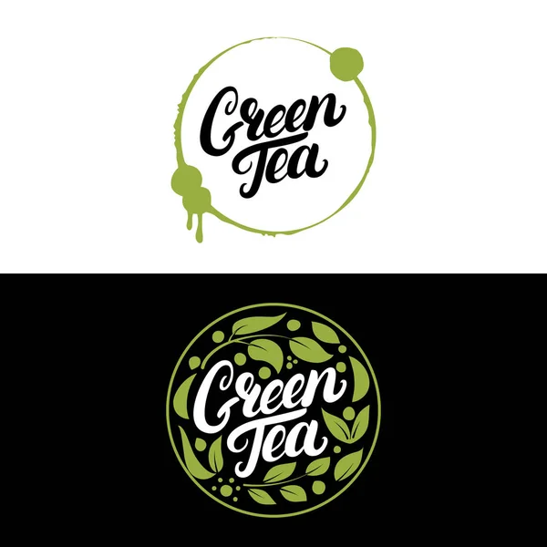 Conjunto de letras manuscritas de té verde con salpicaduras y hojas para logotipos, etiquetas, insignia, emblema . — Vector de stock