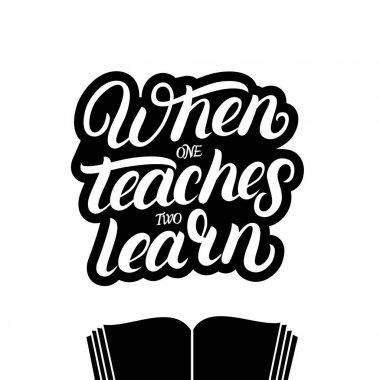 Ne zaman bir iki el öğrenmek öğretir yazı alıntı ile açık bir kitap yazılmış.