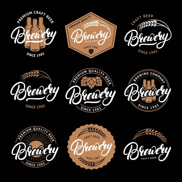 Set van brouwerij handgeschreven belettering logo, etiket, badge, embleem voor bierhuis, bar, brouwen van bedrijf. — Stockvector