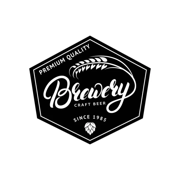 Brewery hand drawn lettering logo, label, badge, emblem with ear of wheat. — Stock Vector